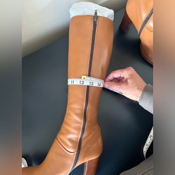 Vintage MaxMara Leather Tall Heeled Boots - sz 8 - Picture 12 of 13